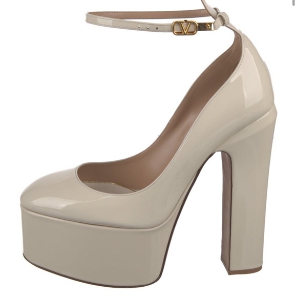 Valentino Garavani Shoes - Valentino Garavani Cream Platform Pumps